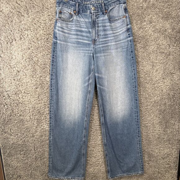American Eagle Outfitters Denim - American Eagle Curvy Super High Rise Baggy Straight Jeans 6 Long Medium Wash